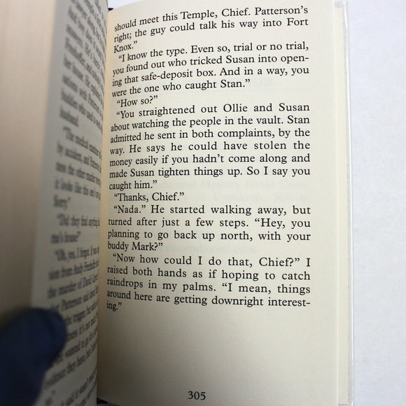 Exile Trust A Frank Cole Mystery by Vincent H O'Neil Hardcover Large Print - Picture 7 of 11